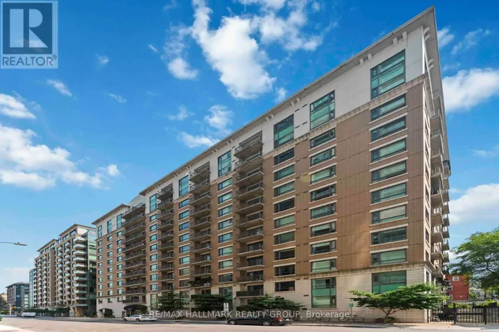 808 - 200 BESSERER STREET, Ottawa, Ontario K1N0A7