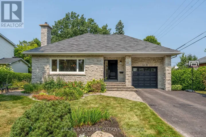 249 FAIRCREST ROAD, Ottawa, Ontario K1H5C9