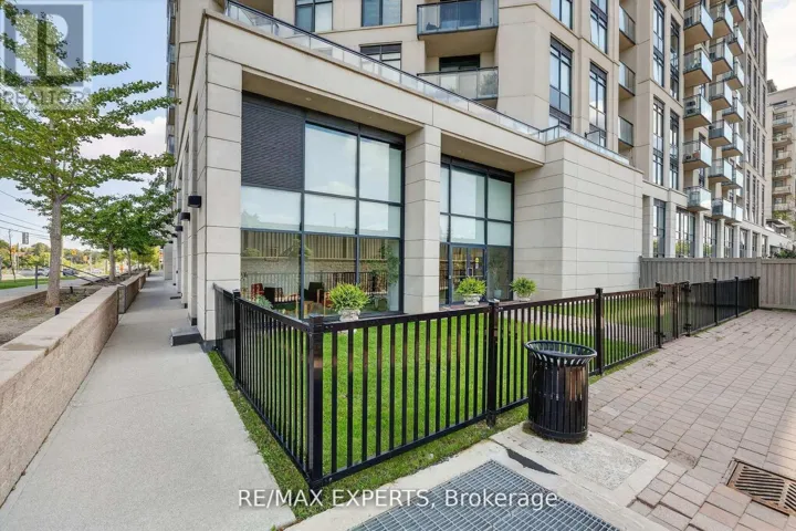 6 - 12 WOODSTREAM BOULEVARD, Vaughan (Vaughan Grove), Ontario L4L8C3
