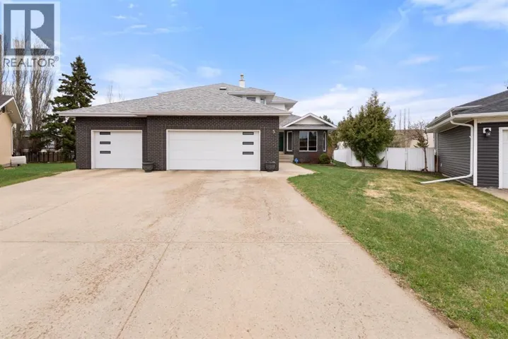 5, 62 Street Close, Stettler, Alberta T0C2L0