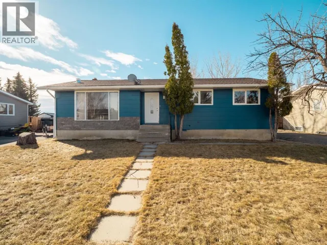 450 4 Avenue E, Cardston, Alberta T0K0K0