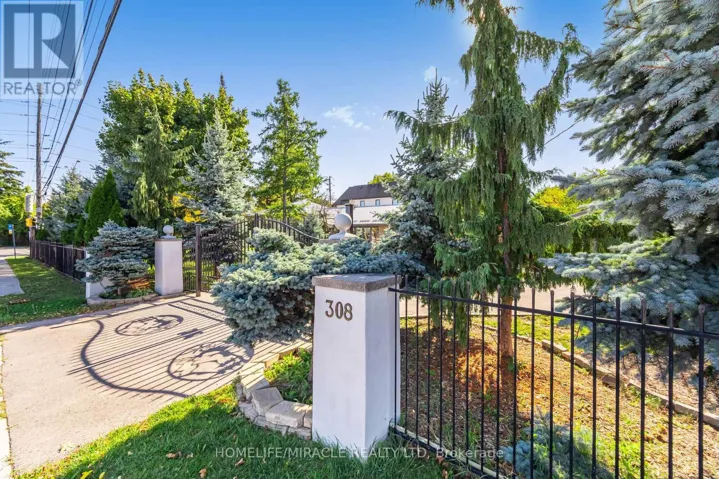 308 THIRD LINE, Oakville (WO West), Ontario L6L4A4