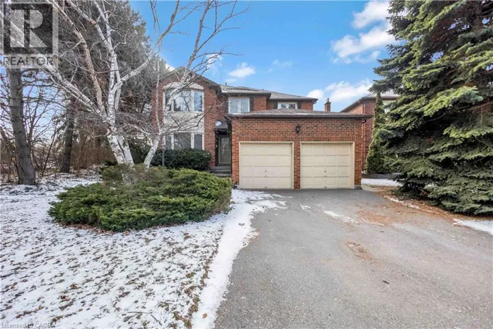 4037 CHADBURN Crescent, Mississauga, Ontario L5L3X3