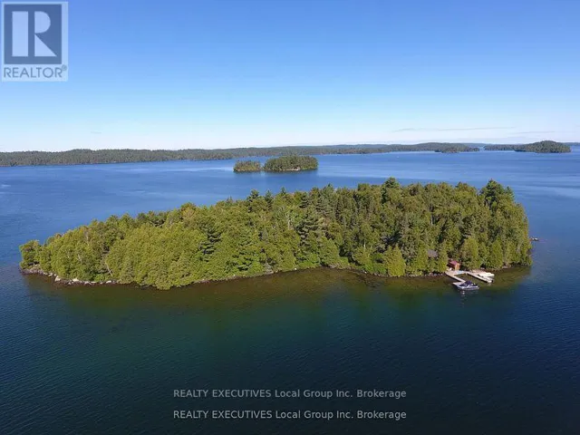 855 LAKE TEMAGAMI ISLAND, Temagami, Ontario P0H2H0