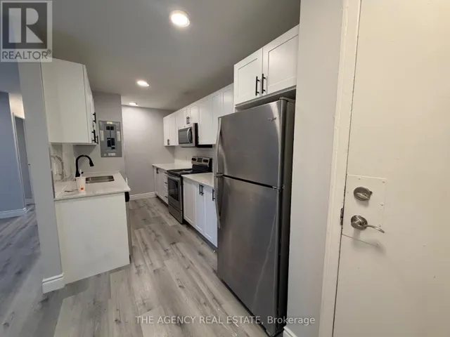 49 TAYLOR AVENUE, Chatham-Kent (Chatham), Ontario N7L2T4