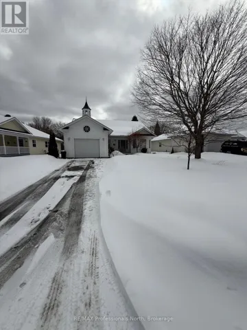 22 INVERARAY COURT, Bracebridge (Monck (Bracebridge)), Ontario P1L2G8