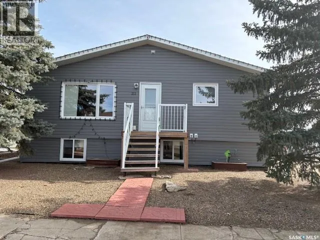 211 Throne STREET, Sceptre, Saskatchewan S0N2H0