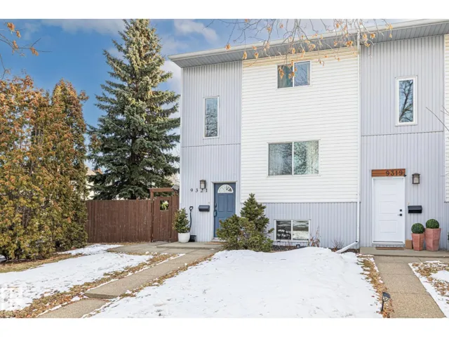 9321 92 ST NW, Edmonton, Alberta T6C3R7