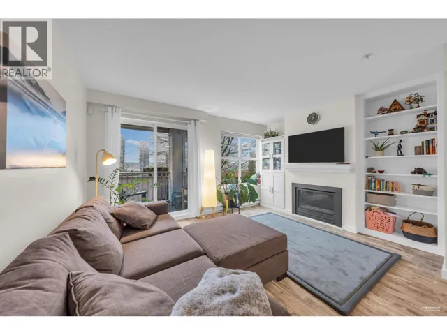 19 123 SEVENTH STREET, New Westminster, British Columbia V3M6Y2