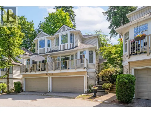 33 7500 CUMBERLAND STREET, Burnaby, British Columbia V3N4Z9