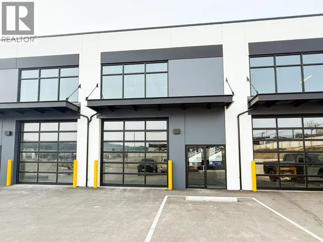 1990 Pier Mac Way Unit# 6, Kelowna, British Columbia V1V0C1