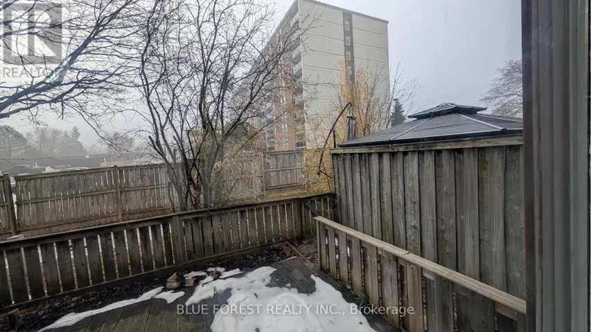 8 - 710 WONDERLAND ROAD S, London South (South L), Ontario N6K1L8