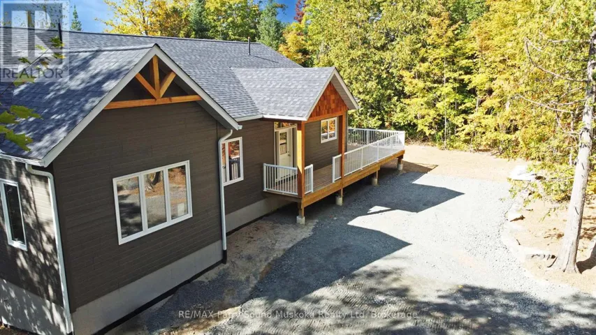 13 SMOKEY ROAD, Whitestone (Hagerman), Ontario P0A1G0