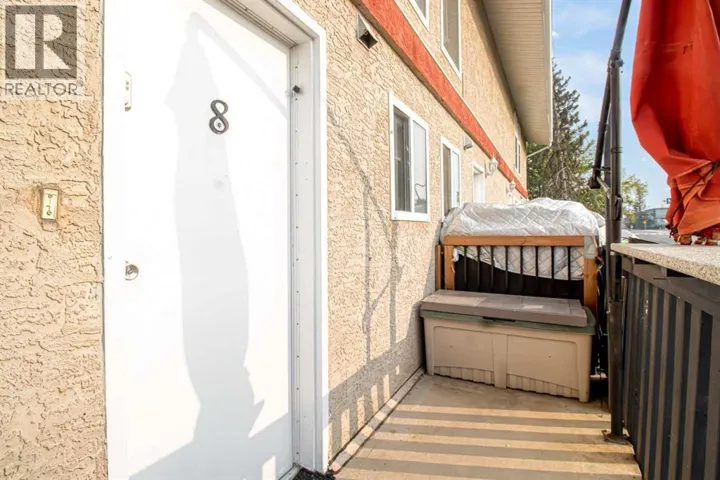8, 3726 Centre Street NE, Calgary, Alberta T2E2Y3