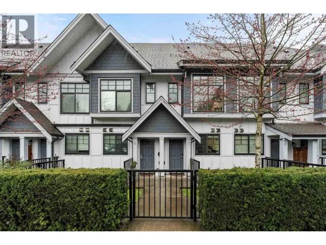 7 5132 CANADA WAY, Burnaby, British Columbia V5E0C3
