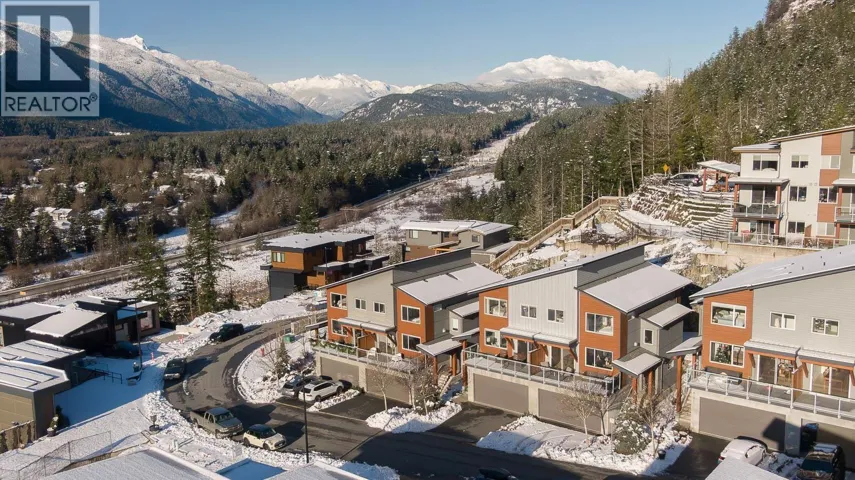 41324 HORIZON DRIVE, Squamish, British Columbia V8B0Y7
