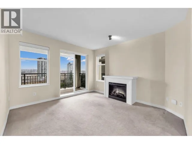 319 4768 BRENTWOOD PLACE, Burnaby, British Columbia V5C0C7