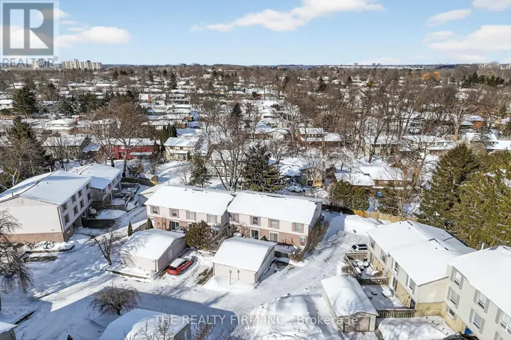 369 EVERGLADE CRESCENT, London North (North P), Ontario N6H4M8