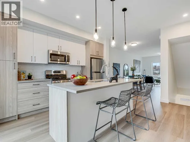 1305, 200 Southridge Drive, Okotoks, Alberta T1S0B2