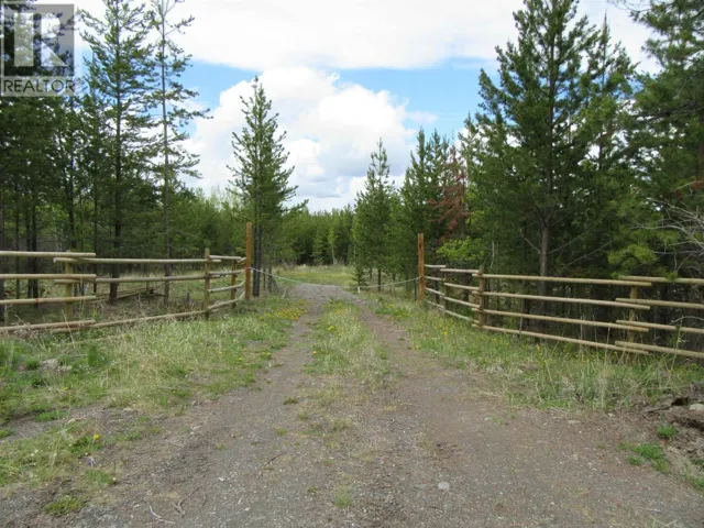 LOT B LONE BUTTE HORSE LAKE ROAD, Lone Butte, British Columbia V0K1X3