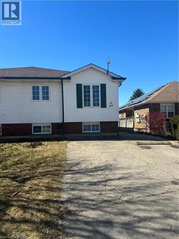 40 IVY Crescent, Paris, Ontario N3L4A9