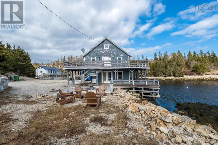 2497 Highway 329, Northwest Cove, Nova Scotia B0J1T0