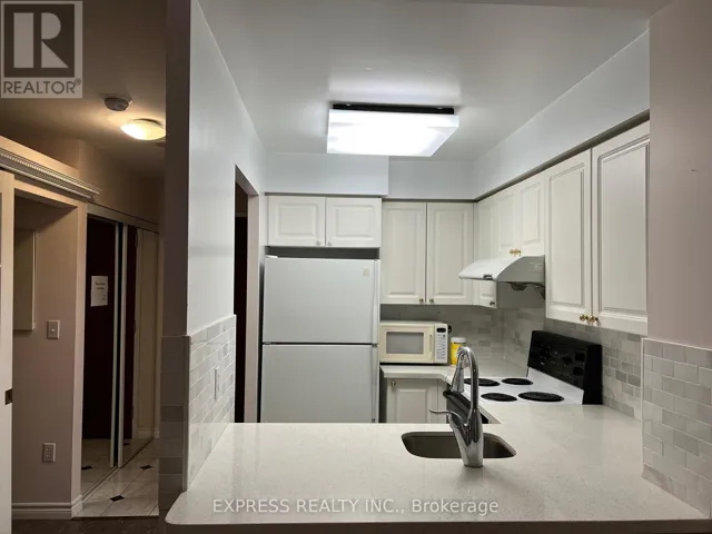 103 - 8 PEMBERTON AVENUE, Toronto (Newtonbrook East), Ontario M2M4K8