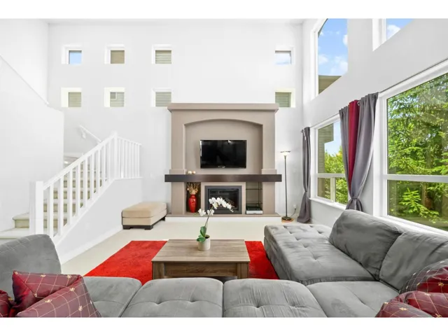 7037 178 STREET, Surrey, British Columbia V3S8S2