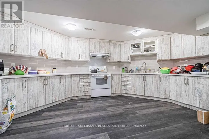 LOWER LEVEL ( LEGAL APT.) - 75 PARKSIDE DRIVE, Brampton (Brampton South), Ontario L6Y3A2