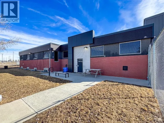 5430 30 Street SE, Calgary, Alberta T2C1G2