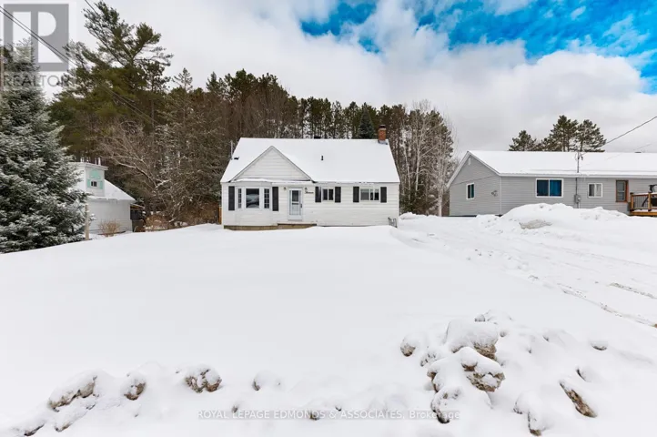 13 PLANT ROAD, Laurentian Hills, Ontario K0J1J0