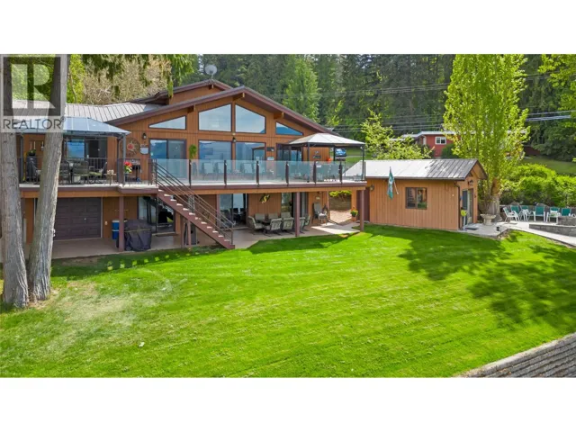 2647 Blind Bay Road, Blind Bay, British Columbia V0E1H1
