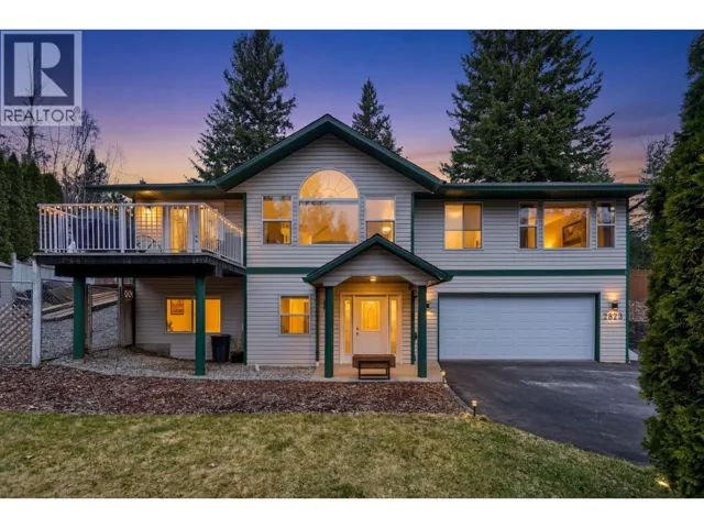 2823 Rose Dale Place, Blind Bay, British Columbia V0E1H1