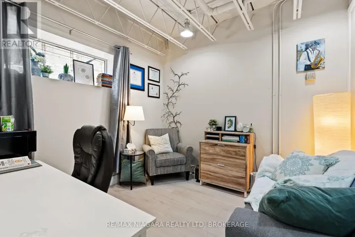 B4W - 1440 PELHAM STREET, Pelham (Fonthill), Ontario L0S1E0