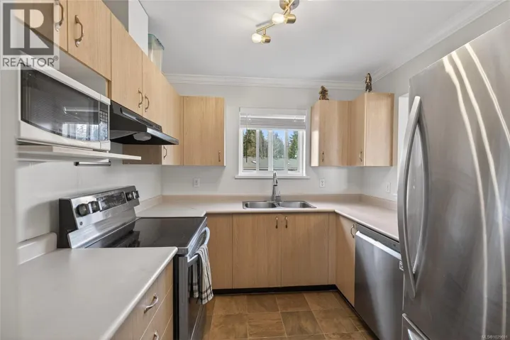 401 840 Braidwood Rd, Courtenay, British Columbia V9N3R9