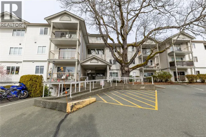 401 840 Braidwood Rd, Courtenay, British Columbia V9N3R9
