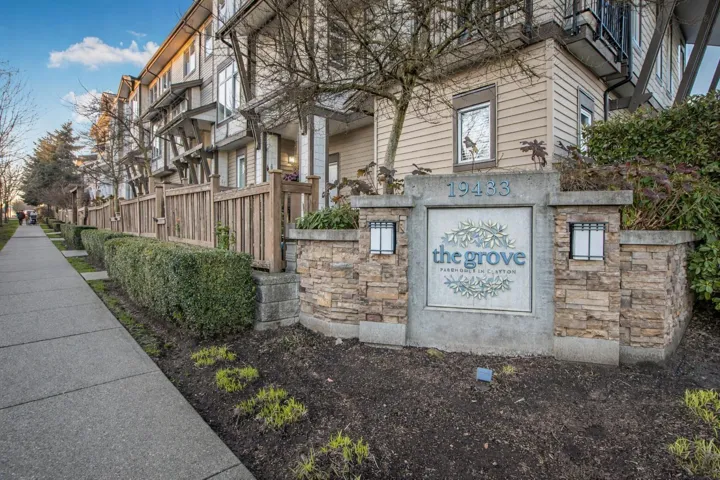 98 19433 68 AVENUE, Surrey, British Columbia V4N6M8