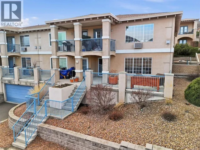 875 Sahali Terrace Unit# 401, Kamloops, British Columbia V2C6W8