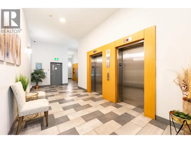 PH27 6283 KINGSWAY, Burnaby, British Columbia V5J0H3