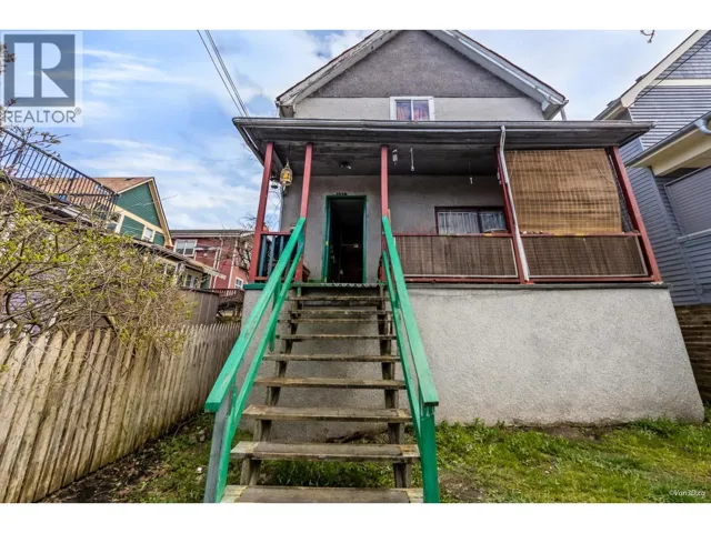 1018 ODLUM DRIVE, Vancouver, British Columbia V5L3L6