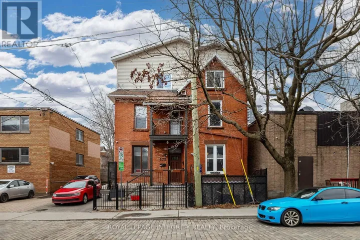 2 - 172 COBOURG STREET, Ottawa, Ontario K1N8H5