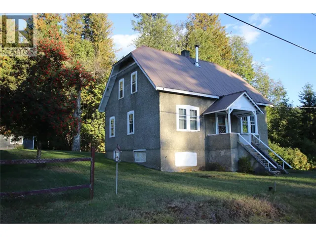 431 ALEXANDER Road, Nakusp, British Columbia V0G1R1