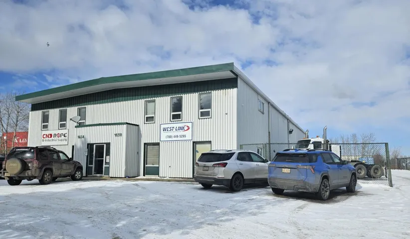 1650 1650, 1554 70 Ave NW, Edmonton, Alberta T6P1P5