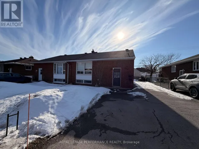 A - 726 CUMMINGS AVENUE, Ottawa, Ontario K1K2L1