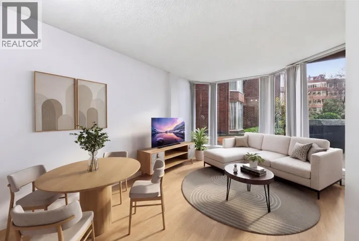 116 950 DRAKE STREET, Vancouver, British Columbia V6Z2B9