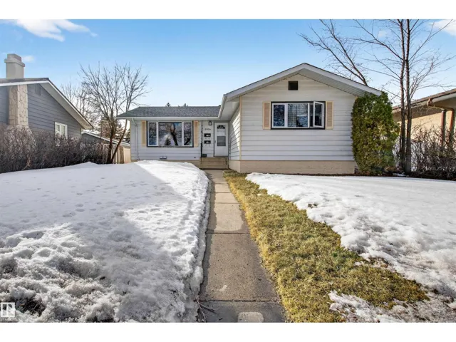 8906 168 ST NW, Edmonton, Alberta T5R2V5