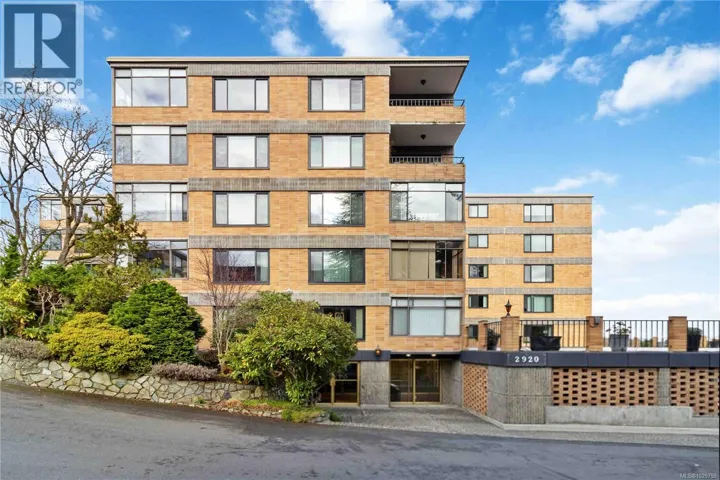 501 2920 Cook St, Victoria, British Columbia V8T3S7