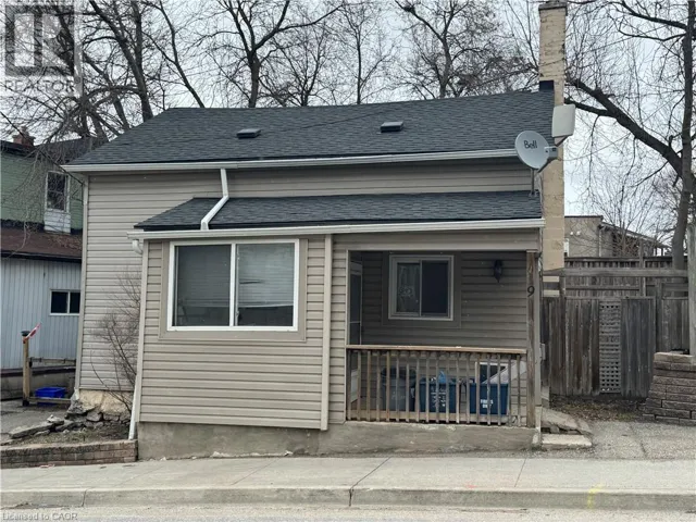 9 ADAM Street, Cambridge, Ontario N3C2K1