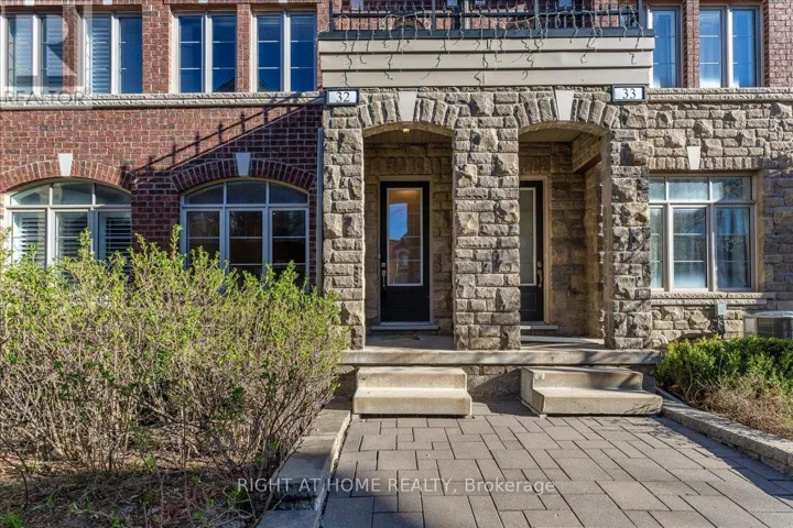 32 - 1331 MAJOR MACKENZIE DRIVE, Vaughan (Patterson), Ontario L6A4W4