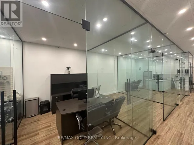 2 - 136 GUELPH STREET, Halton Hills (Georgetown), Ontario L7G4A1